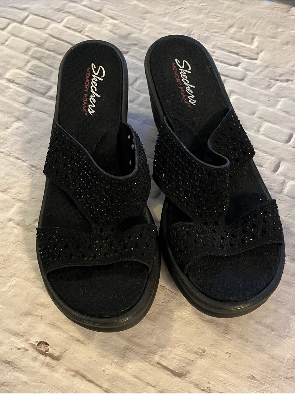 Skechers Black Slip-On Memory Foam Sandals Size 10